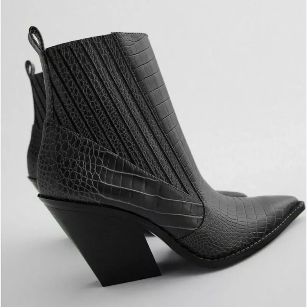 Zara Dark Grey Animal Print Mock Croc Cowboy Ankle Boots
EU 41 | US 9